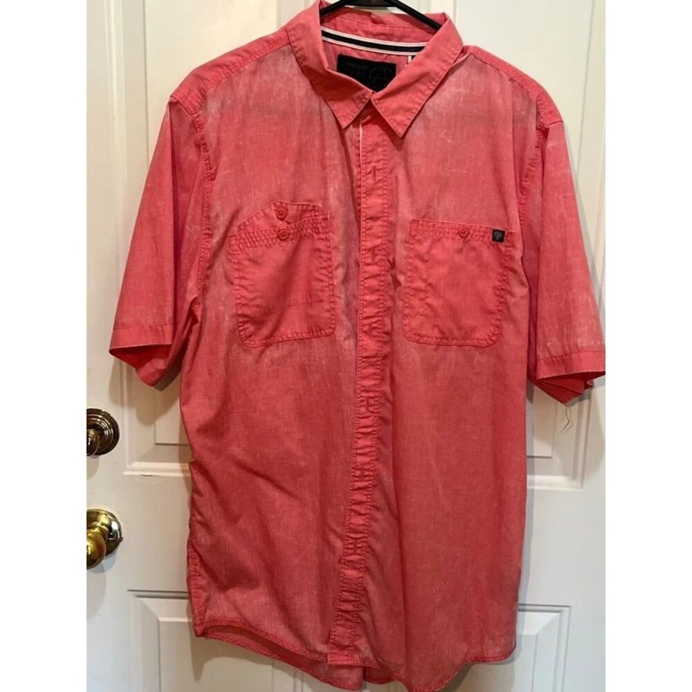 Short sleeve button up men’s XL